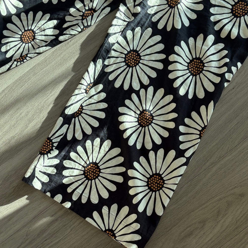 FARM Rio for Anthropologie Spring flowers wide leg pant daisies - Picture 11 of 11